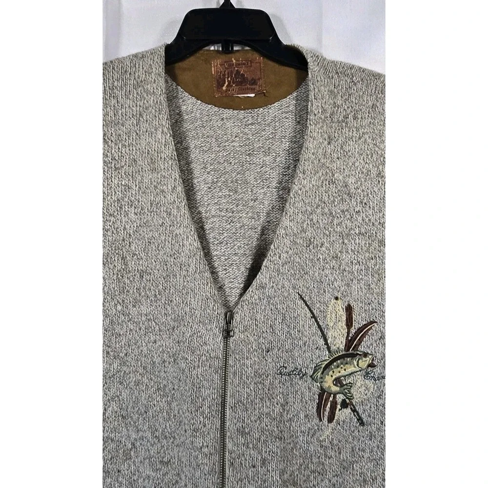 Vintage Unlimited Quest Embroidered Fishing Sweater Vest Size XL -‎ 48